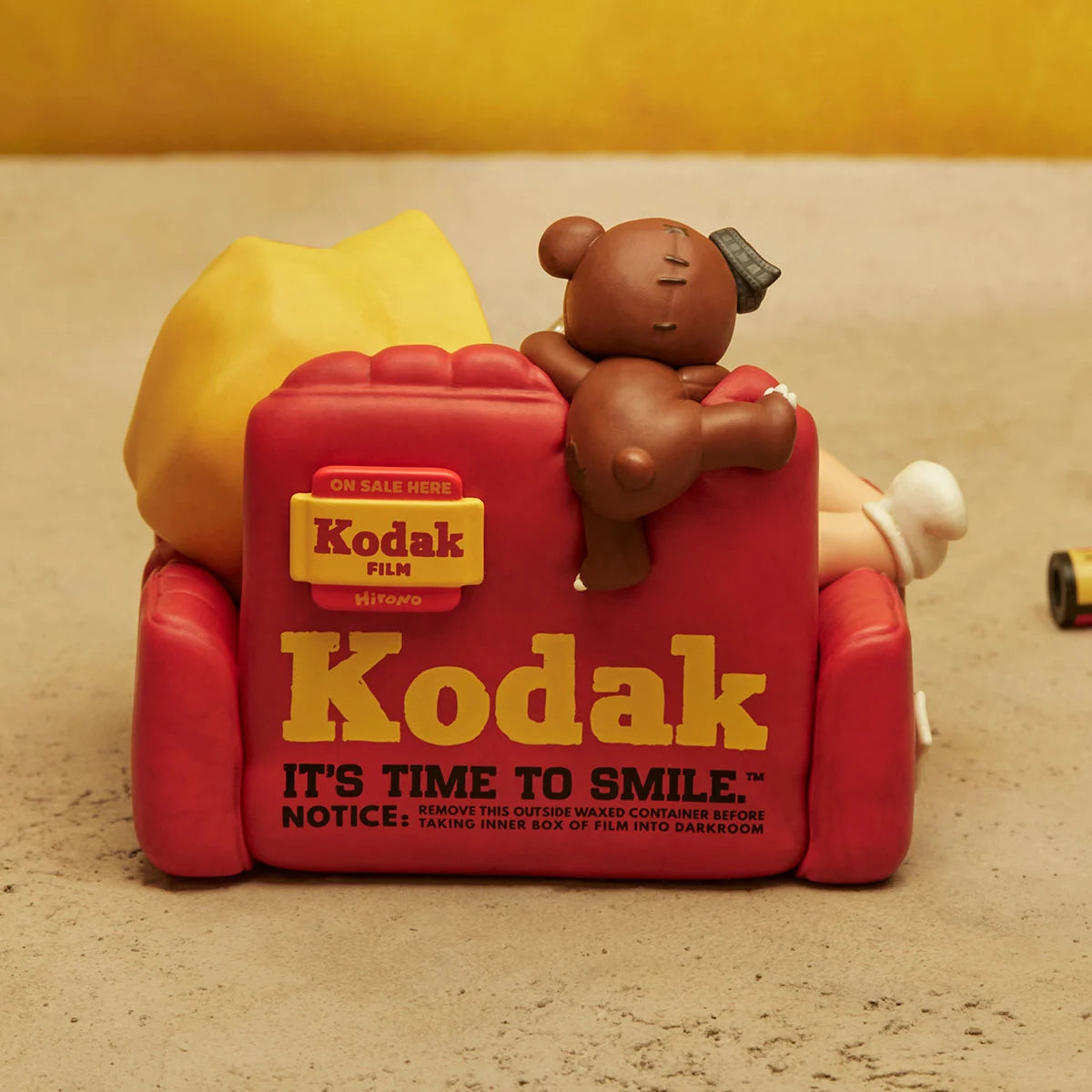 POP MART Hirono × Kodak Click Figure (PRE ORDER) – POP CULTURE DEPOT